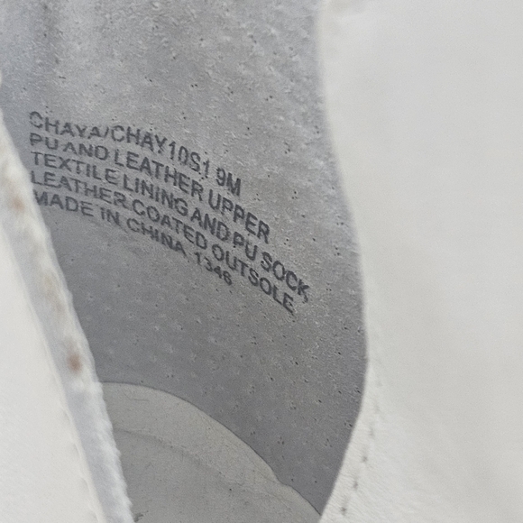 Steve Madden Chaya Bone Heeled Bootie Ivory Size 9 Pointy Toe Chunky Heel - Picture 4 of 11